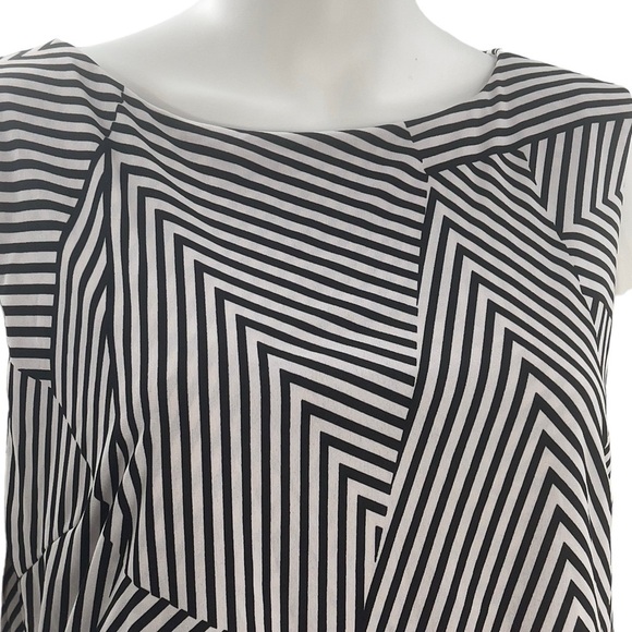 Tahari Black & White Matte Jersey with Ruffle Layering. - Picture 3 of 10